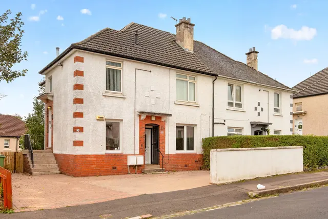 Warden Road, Knightswood, G13, photo 1