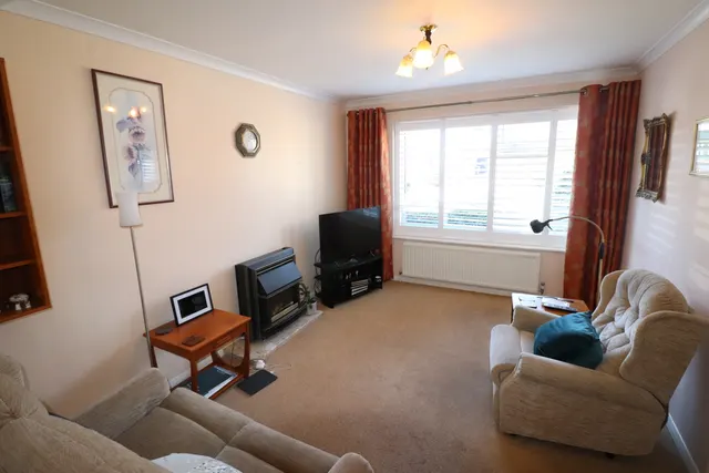 St Marys Close, Great Baddow, CM2, photo 3