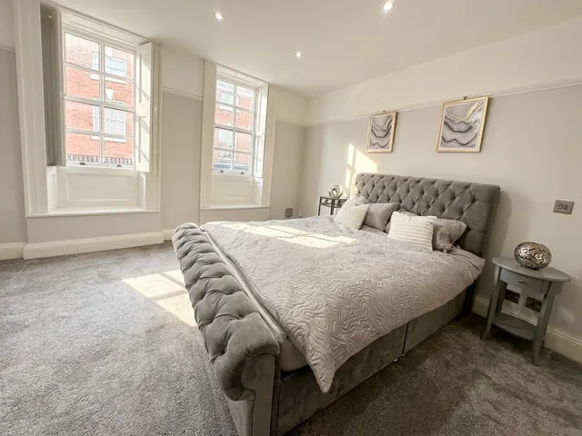High Street, Sutton Coldfield, B72, photo 3