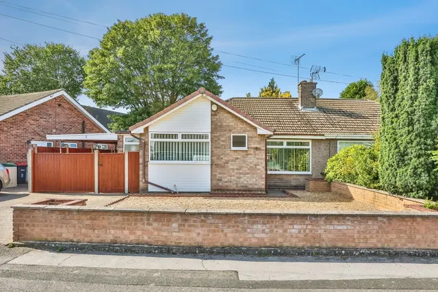 Derwent Drive, Hucknall, Nottingham, Nottinghamshire, NG15, photo 1