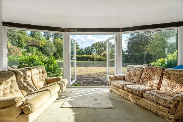 High Trees Road, Reigate, RH2, photo 3