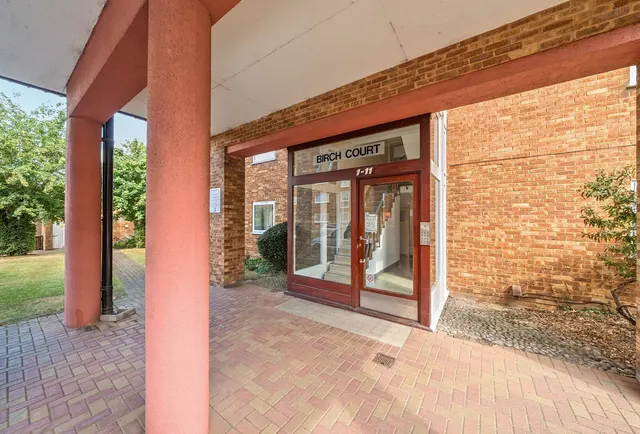 Photo 2 — Maldon Road, Wallington, SM6 8BJ