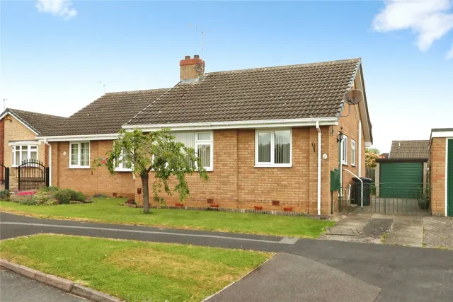 Nathan Drive, Waterthorpe, Sheffield, S20, photo 1