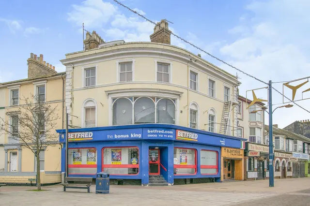 Regent Road, Great Yarmouth, photo 1