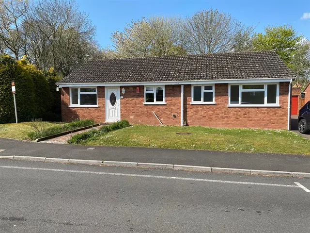 Homefield Wellesley Park, Wellington, TA21, photo 1