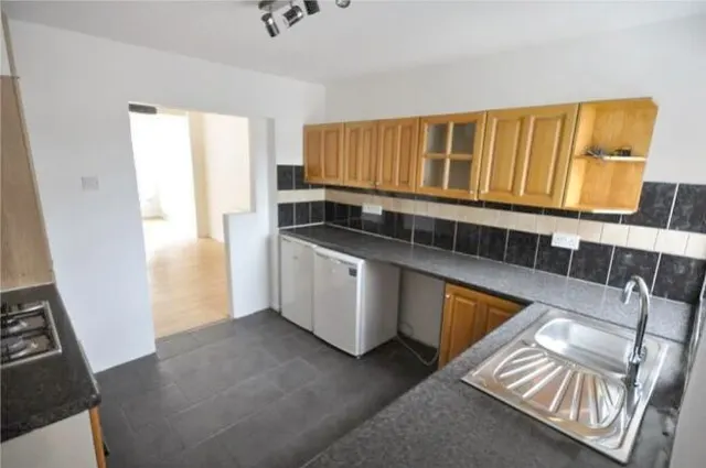 Albion Street, Swindon, SN1, photo 3