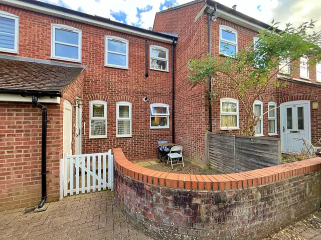 Palmerston Road, Harrow, HA3, photo 1