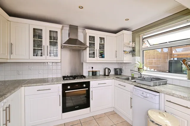 Beechings Way, Gillingham, ME8, photo 3