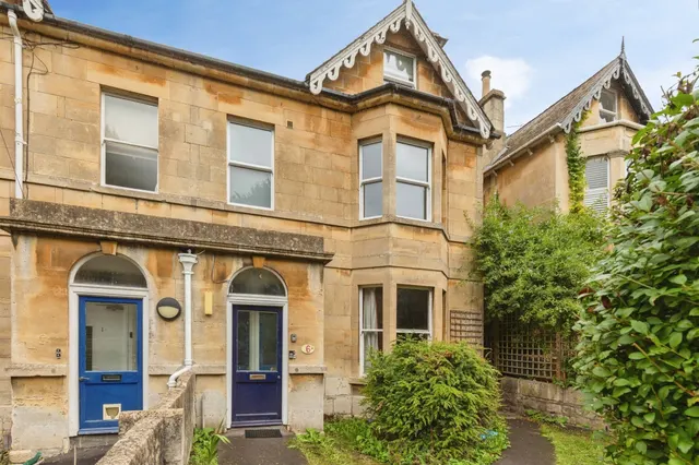 St. Lukes Road, Bath, photo 1