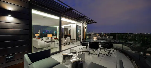 Finchley Road, London, NW8, photo 3