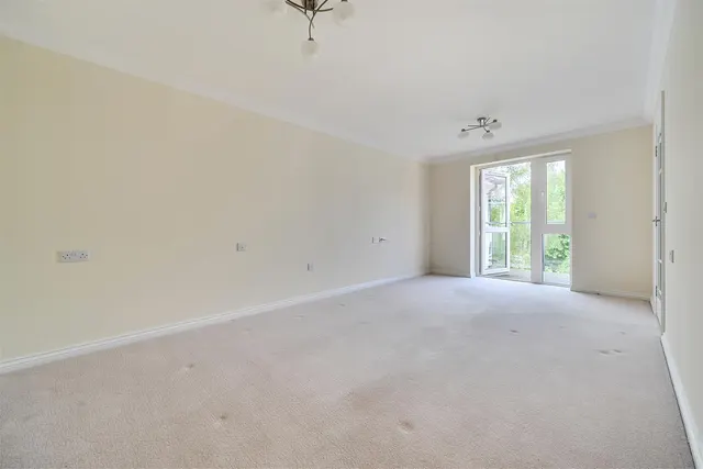 Wratten Road West, Hitchin, SG5, photo 3
