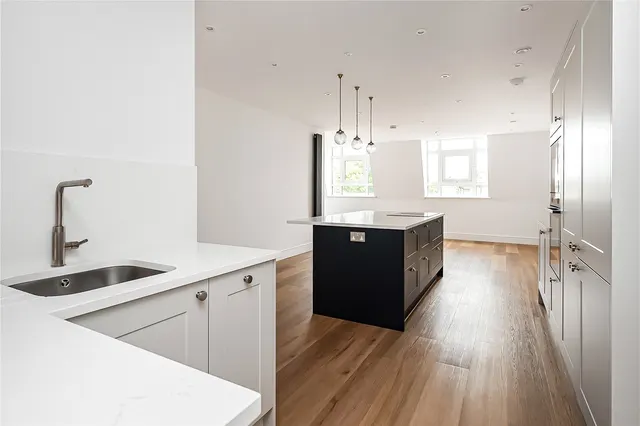 Candler Mews, Twickenham, TW1, photo 2