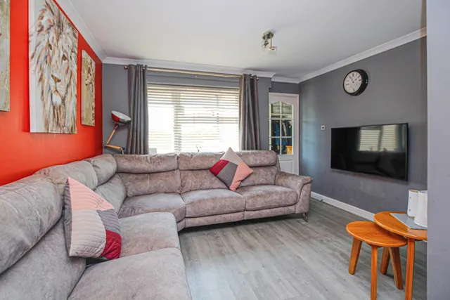 Steppingstone Place, Leighton Buzzard, LU7, photo 3