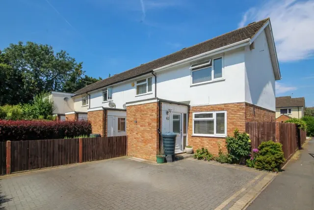 Steppingstone Place, Leighton Buzzard, LU7, photo 1