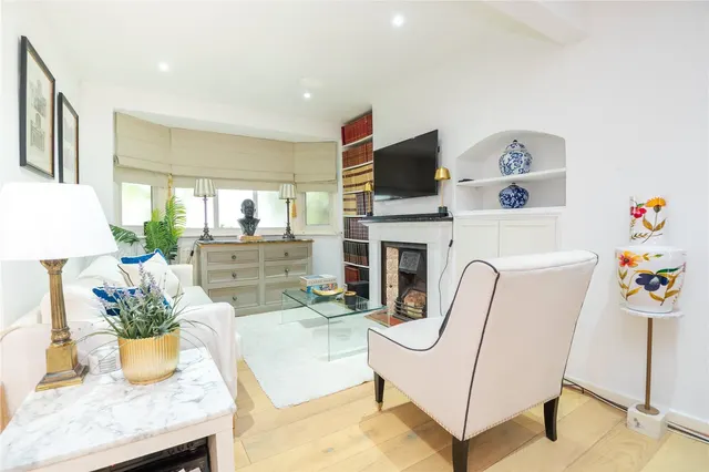 Fulwell Park Avenue, Twickenham, TW2, photo 2