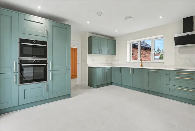 The Street, North Lopham, IP22, photo 3