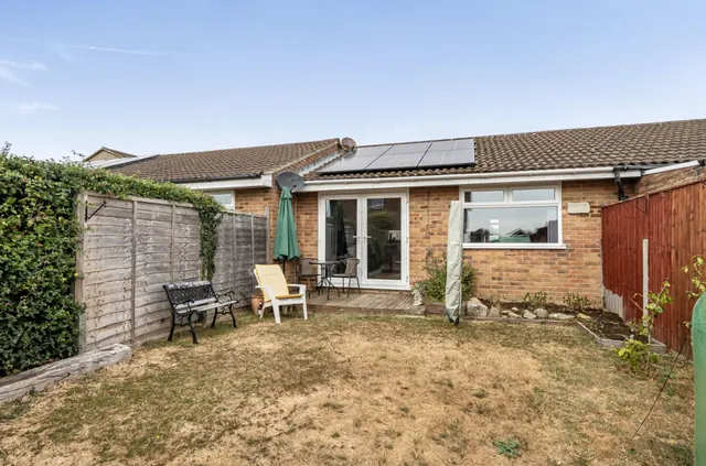 Gainsborough Drive, Selsey, PO20, photo 3
