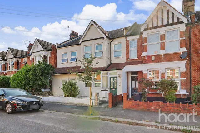 Wynndale Road, London, E18, photo 1