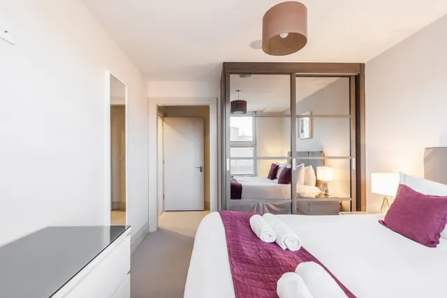 Photo 3 — The Quadrant Richmond TW9