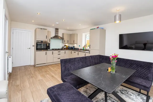 Weavers Way, Hoddlesden, BB3, photo 3