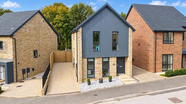 Weavers Way, Hoddlesden, BB3, photo 2