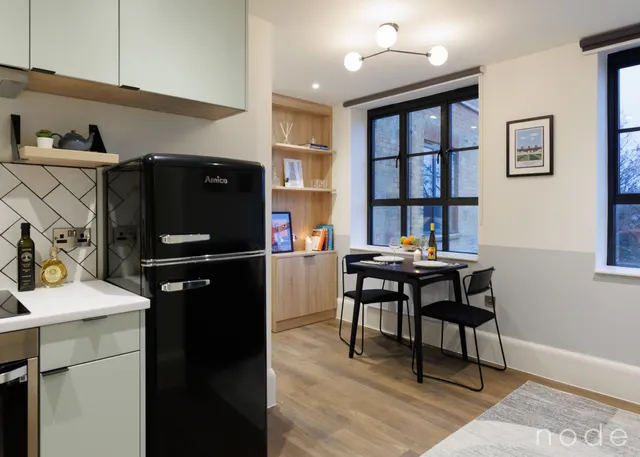23 Loughborough Court, Shakespeare Road, London, photo 1