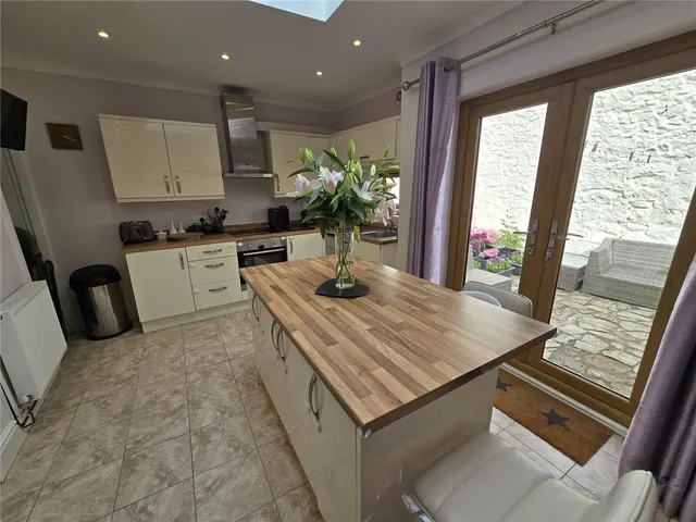 Constantine Terrace, Caernarfon, LL55, photo 1