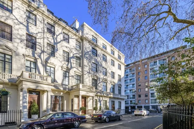Photo 2 — Hyde Park Square Hyde Park W2