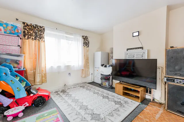 London, E7, photo 2
