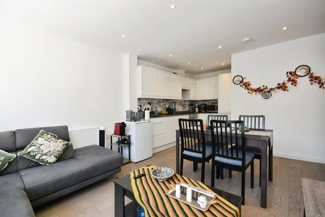 Hubert Road, Brentwood, CM14, photo 1