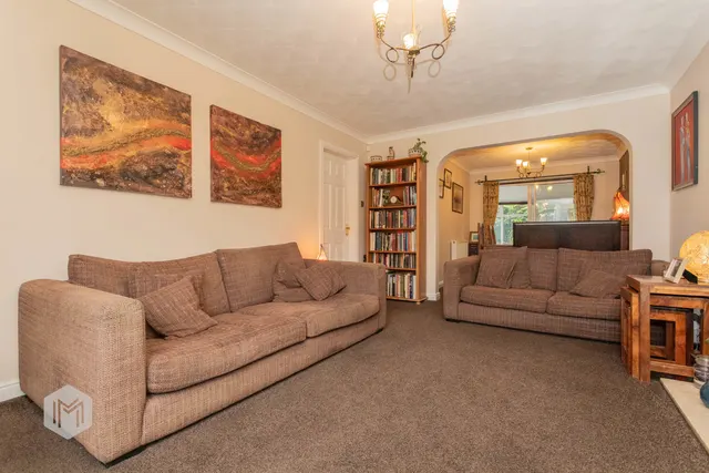 Photo 3 — Farleigh Close, Westhoughton, Bolton, BL5 3ES