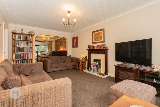 Photo 2 — Farleigh Close, Westhoughton, Bolton, BL5 3ES