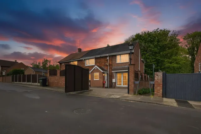 house, Studmoor Road, Rotherham, S61