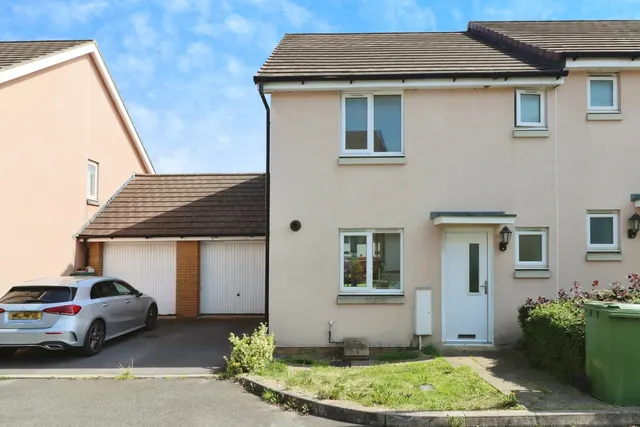 Elm Hayes Road, BRISTOL, Avon, BS34, photo 1
