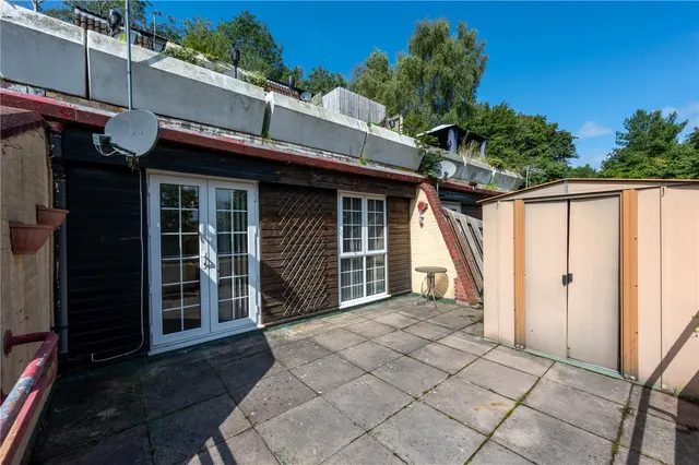 High Trees Close, Redditch, Worcestershire, B98 7XJ, photo 1