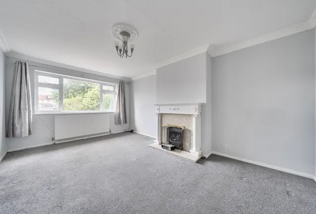 Photo 2 — St Marys Close, Orpington, BR5 3AJ
