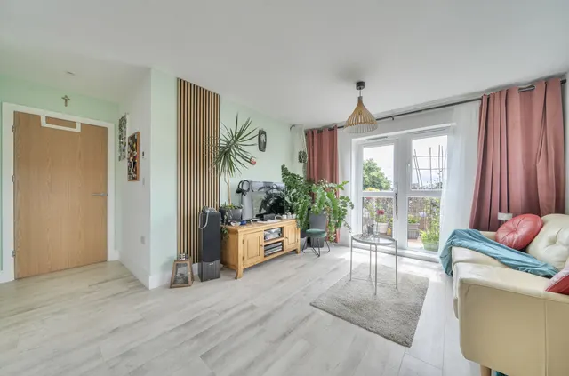 Meridian Way, Southampton, SO14, photo 3