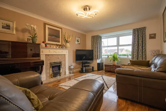 Baldwin Avenue, Scunthorpe, DN16, photo 2