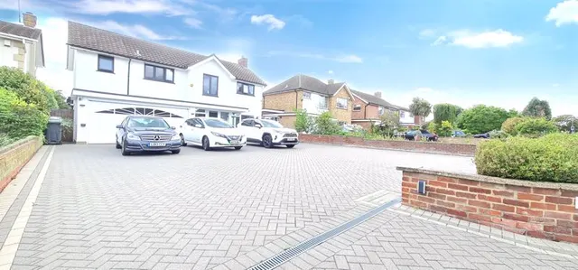 Southchurch Boulevard, Southend-On-Sea, Essex, SS2 4UY, photo 1