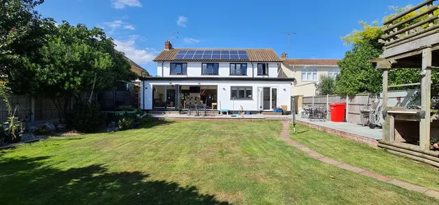Photo 3 — Southchurch Boulevard, Southend-On-Sea, Essex, SS2 4UY