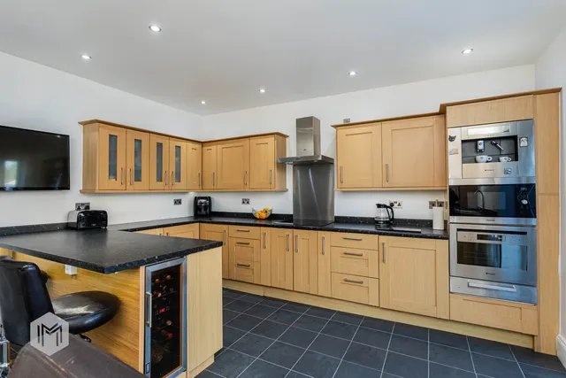 Photo 3 — Ainsworth Road, Bury, BL8 2SH