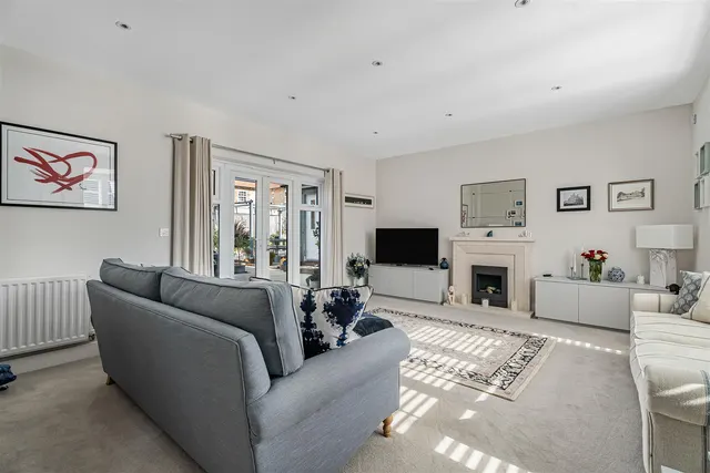 Barrows Way, Linton, CB21, photo 3