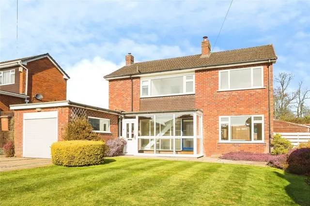Hampton Road, Oswestry, Shropshire, SY11, photo 1