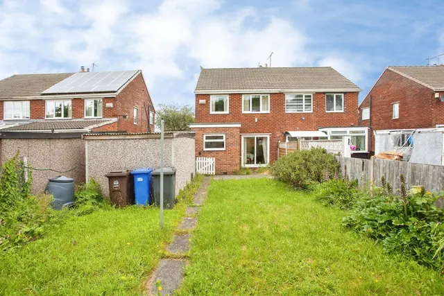 Maple Croft Crescent, Sheffield, South Yorkshire, S9, photo 1
