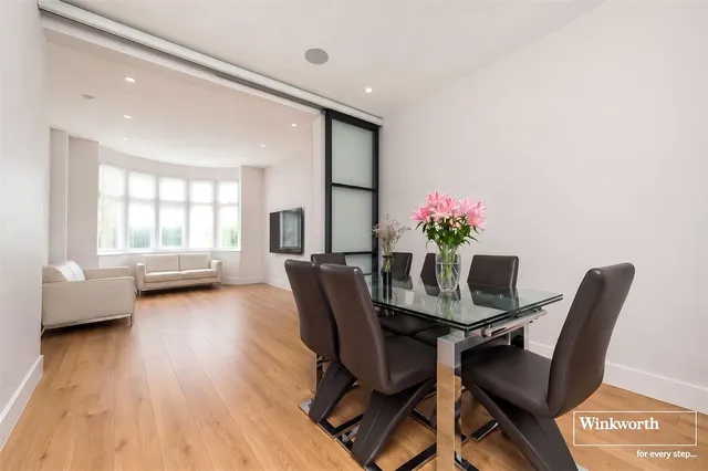 Egerton Gardens, Hendon, NW4, photo 3