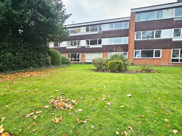 Moorfield Drive, Sutton Coldfield, B73, photo 1