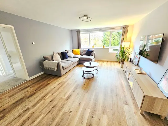 Moorfield Drive, Sutton Coldfield, B73, photo 3