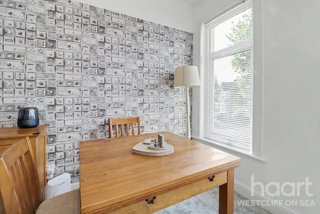 Hamlet Court Road, Westcliff-On-Sea, SS0, photo 3