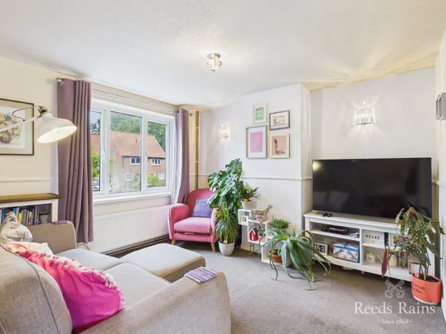 Photo 3 — Dalby Close, Scarborough, North Yorkshire, YO12
