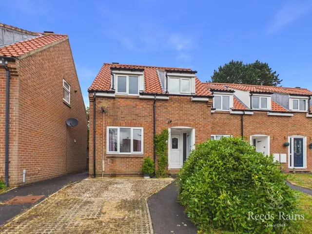 2 bedroom house — Dalby Close, Scarborough, North Yorkshire, YO12